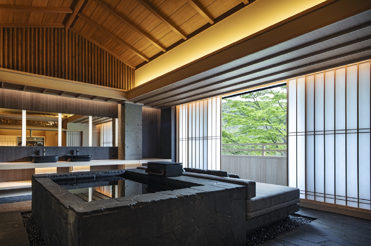  26年2月号　最新ホテル&一棟貸しの宿