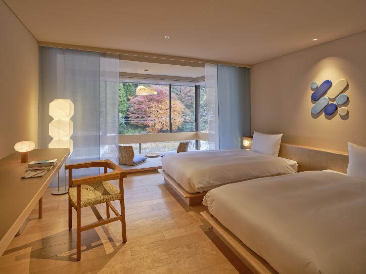  26年2月号　最新ホテル&一棟貸しの宿